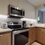 Designer Townhome In Whistler Village With Pool And Hot Tub