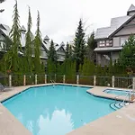 Designer Townhome In Whistler Village With Pool And Hot Tub
